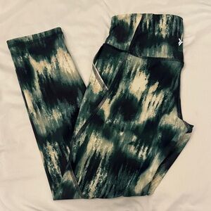 Old Navy Green and Cream Patterned Leggings